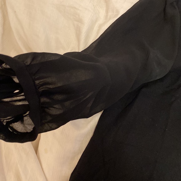 camber & grace blouse - Picture 3 of 4